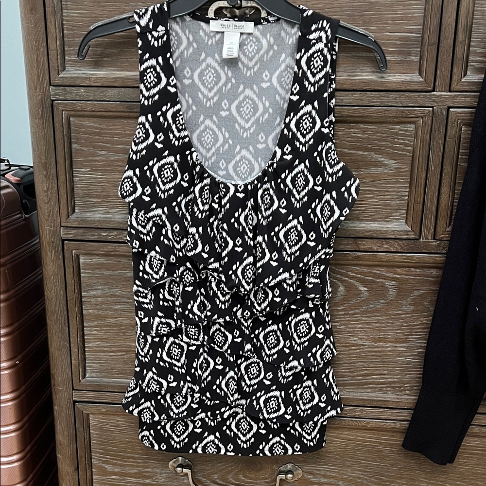 Stylish Black and White Patterned Tank Top